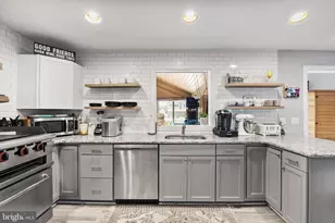 8 N Captains Dr, Tuckerton, NJ 08087 - Photo 6