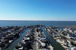 113 Laguna Ln, Long Beach Township, NJ 08008 - Photo 4