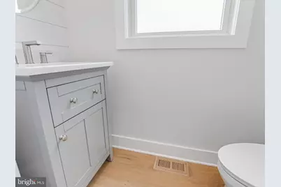 10-B W Marshall Avenue, Long Beach Township, NJ 08008 - Photo 18