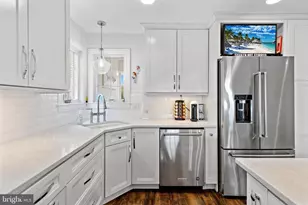 222 7th St, Beach Haven, NJ 08008 - Photo 18