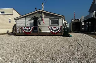 24 Anglers Rd, Tuckerton, NJ 08087 - Photo 2