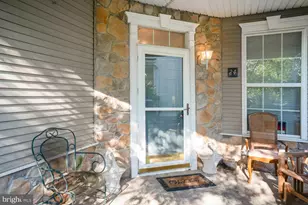 24 Pelican Ln, Tuckerton, NJ 08087 - Photo 4