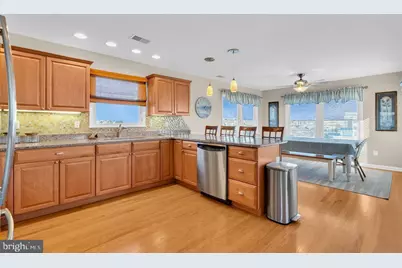 108 W 10th Street, Ship Bottom, NJ 08008 - Photo 26