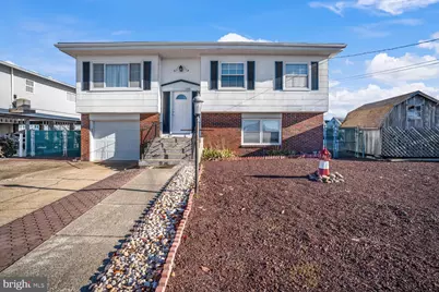 135 E Potomac Drive, Tuckerton, NJ 08087 - Photo 2