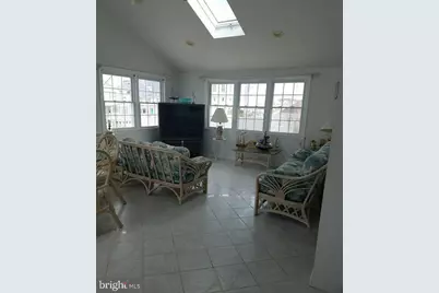 28 Division Avenue, Surf City, NJ 08008 - Photo 2