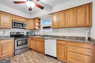 201 Blake Cir, Brick, NJ 08724 - Photo 20