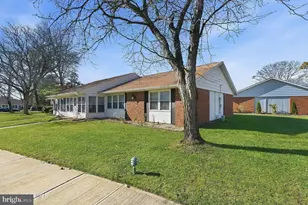 1169 Clydebank Ct, Lakewood, NJ 08701 - Photo 2