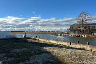 154 S Longboat Dr, Tuckerton, NJ 08087 - Photo 1