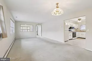 192 Charlotteville Dr S S, Toms River, NJ 08757 - Photo 10