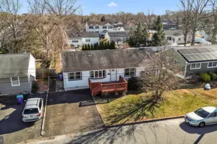 110 Crescent Dr, Brick, NJ 08724 - Photo 4