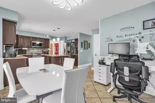 890 Roundtree Dr, Toms River, NJ 08753 - Photo 10