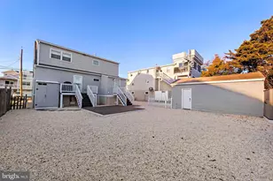 213 W 13th St, Ship Bottom, NJ 08008 - Photo 10
