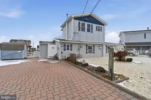 43 Lawrence Dr, Manahawkin, NJ 08050 - Photo 2