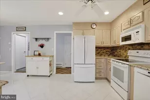 64 Cambridge Cir, Manchester Township, NJ 08759 - Photo 8