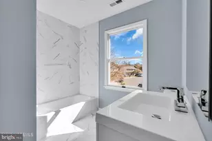 132 Holly Ct, Tuckerton, NJ 08087 - Photo 16