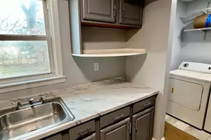 121 Belmont Dr, Toms River, NJ 08757 - Photo 8