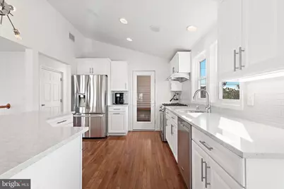 706 S Bay Avenue, Beach Haven, NJ 08008 - Photo 16