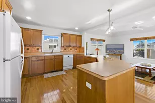 7 W Julia Ave, Long Beach Township, NJ 08008 - Photo 10