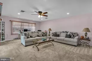 912 Dumbarton Dr, Lakewood, NJ 08701 - Photo 4