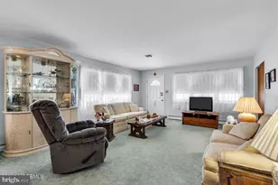 6 Falmouth St, Toms River, NJ 08757 - Photo 4