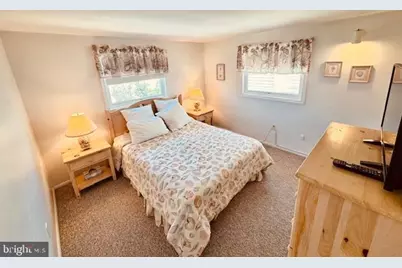 5 E 73rd Street, Harvey Cedars, NJ 08008 - Photo 18