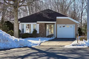 13 Dove Tree Ct, Barnegat, NJ 08005 - Photo 4