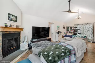 136 Country Club Blvd, Little Egg Harbor, NJ 08087 - Photo 4