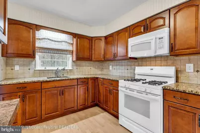 37 Zeeland Drive, Berkeley, NJ 08757 - Photo 30