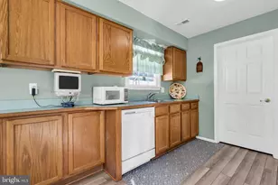 160 Spinnaker Ave, Manahawkin, NJ 08050 - Photo 16