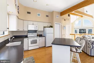 307 N 13th St, Surf City, NJ 08008 - Photo 10