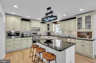 44 Claudia Ln, Manahawkin, NJ 08050 - Photo 12