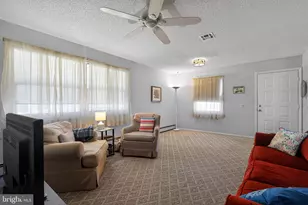 3 Wojtyla Ct, Toms River, NJ 08757 - Photo 2