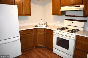 27 Pin Oak Ln, Tuckerton, NJ 08087 - Photo 12