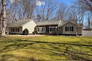 5 Pin Oak Dr, New Egypt, NJ 08533 - Photo 2