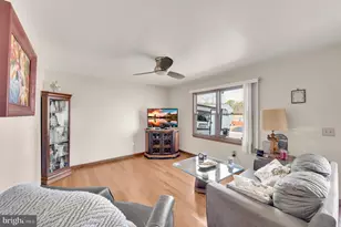 1113 Seashell Ave, Manahawkin, NJ 08050 - Photo 4