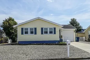 17 Hunter Dr, Little Egg Harbor, NJ 08087 - Photo 2