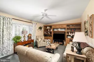 11 Mulberry Dr, Cream Ridge, NJ 08514 - Photo 12