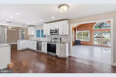 284 Country Club Boulevard, Tuckerton, NJ 08087 - Photo 8
