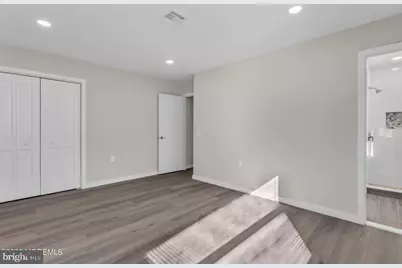 127 Freeport Boulevard, Toms River, NJ 08757 - Photo 16