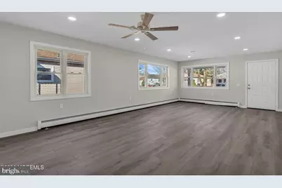 127 Freeport Boulevard, Toms River, NJ 08757 - Photo 6