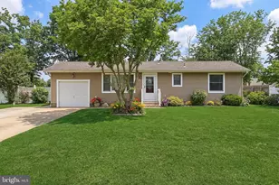 910 Neville St, Toms River, NJ 08753 - Photo 2