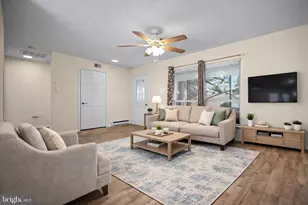 823 Liverpool Cir, Manchester Township, NJ 08759 - Photo 8