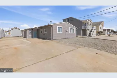 18 Lake Huron Drive, Tuckerton, NJ 08087 - Photo 2