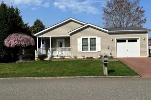 52 Oak Ridge Ln, Manahawkin, NJ 08050 - Photo 2