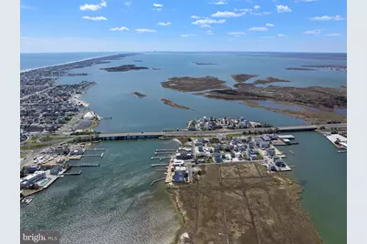 21 N Bay Avenue, Manahawkin, NJ 08050 - Photo 8