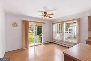 7 Pavilion St, Toms River, NJ 08757 - Photo 14