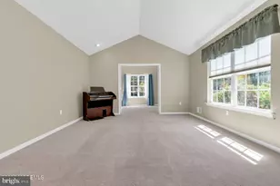 2621 Meadow Lake Dr, Toms River, NJ 08755 - Photo 10