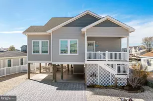 128 S Longboat Dr, Tuckerton, NJ 08087 - Photo 1