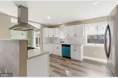 161 Mooring Road, Manahawkin, NJ 08050 - Photo 10