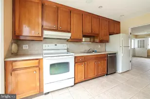 4 Maryland Ave, Whiting, NJ 08759 - Photo 12